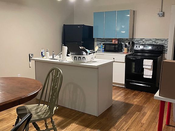 3rd image of 23 E Clinton St #2R