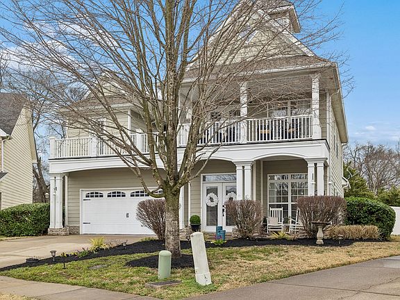 5th image of 1526 Dewsbury Dr