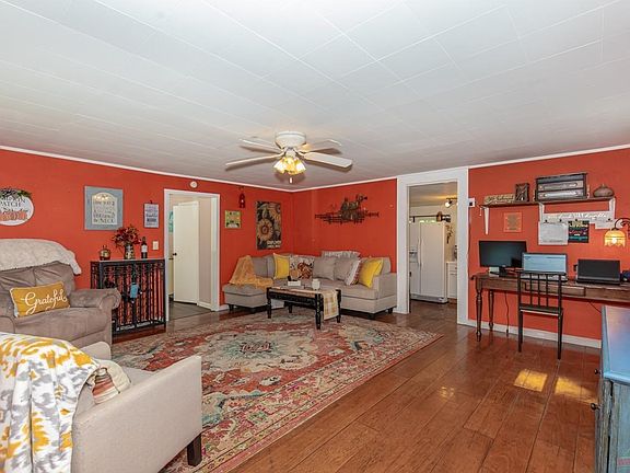 2nd image of 28994 Round House Ave