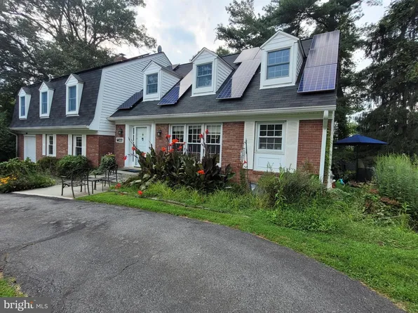 4401 Flower Valley Dr, Rockville, MD 20853