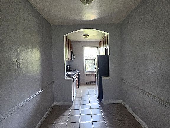 2nd image of 580 E 17th St APT 3F