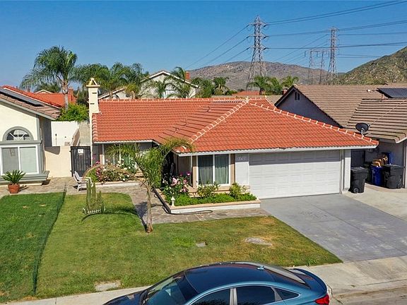 3rd image of 11321 Redwood Ct