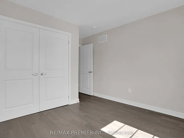 28 Downriver Dr — Photo 18