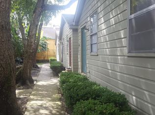 7739 Oak St, New Orleans, LA 70118