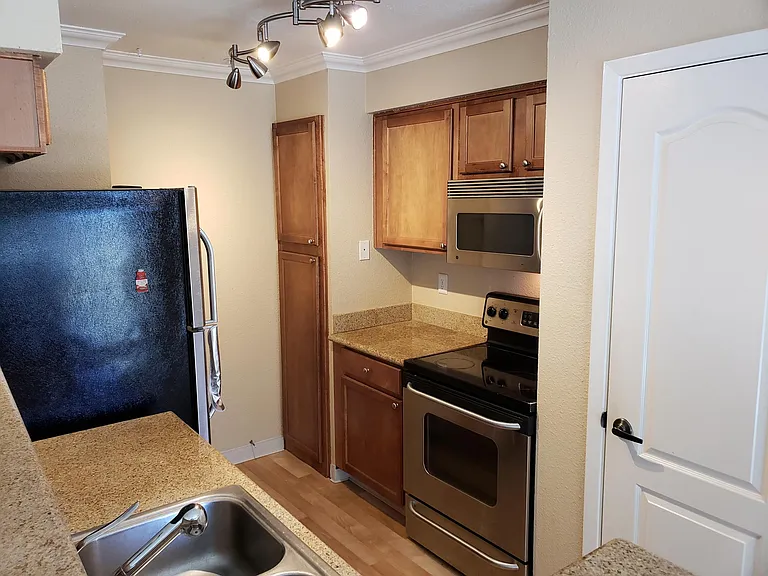 41 Grandview St #1609 — Photo 4