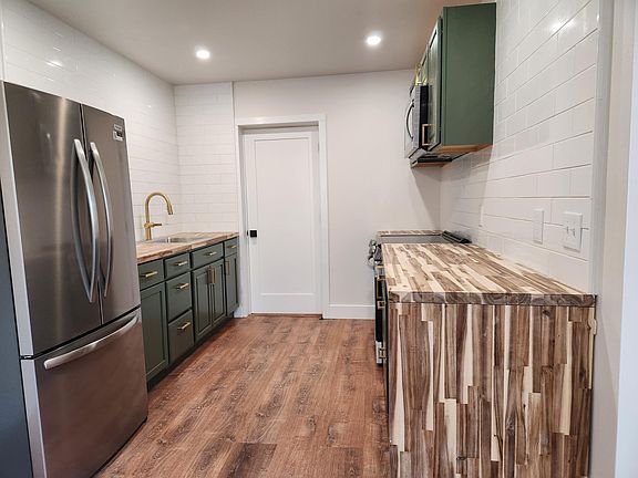 3rd image of 17 Mansion St #C