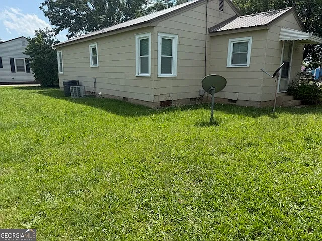 135 Fairview Ave — Photo 14