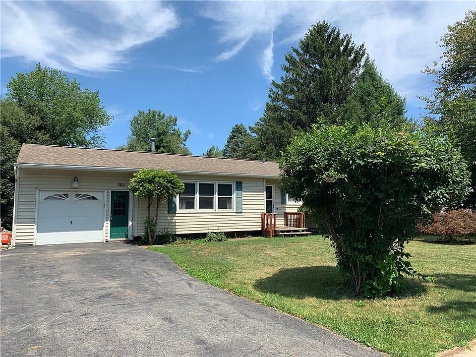 2nd image of 582 Burritt Rd