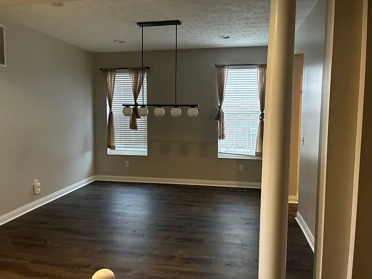 1664 N Wood Creek Dr — Photo 3