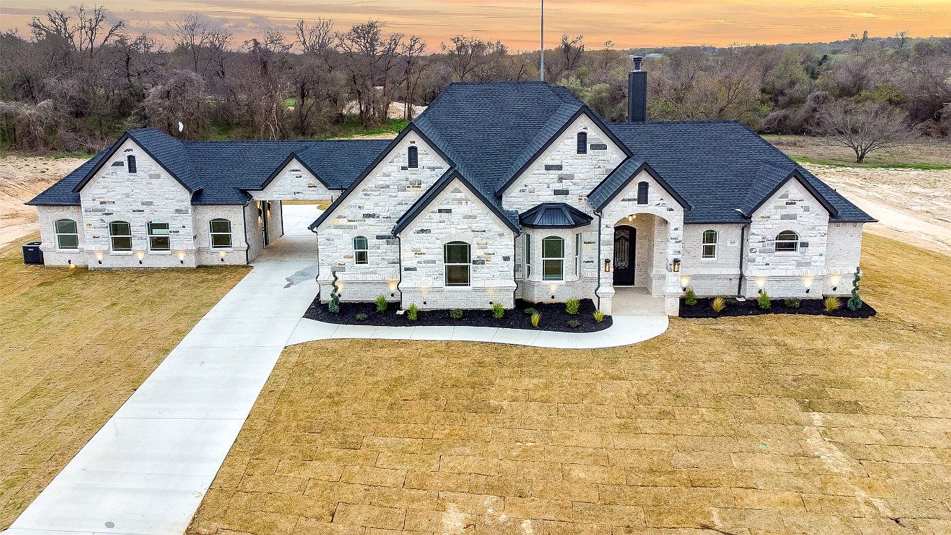 2024 Glenhollow Dr, Weatherford, TX 76088 Zillow