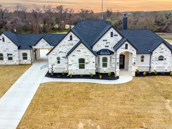 2024 Glenhollow Dr, Weatherford, TX 76088