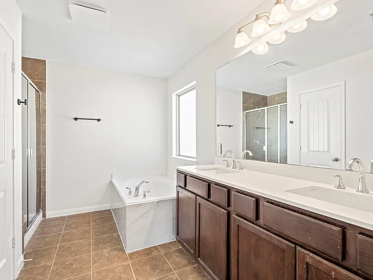 9006 Sasson Blvd — Photo 25