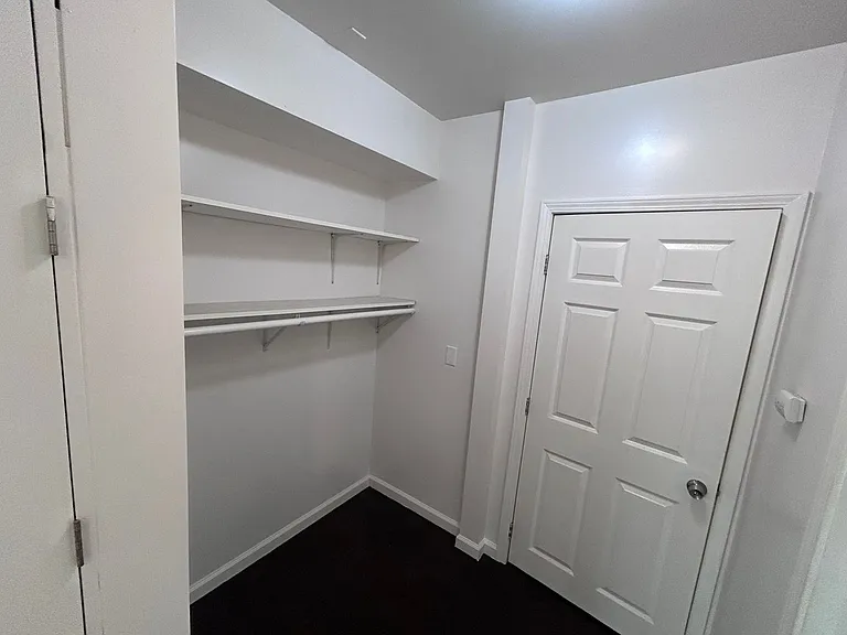 3937 Long Beach Blvd — Photo 7