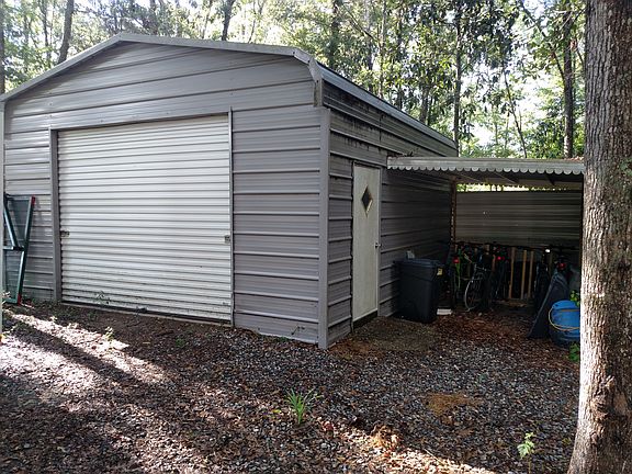 18 x 20 metal bldg.