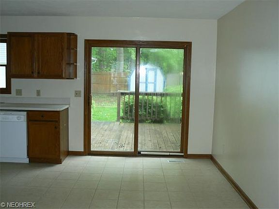 4th image of 32996 Alva Dr