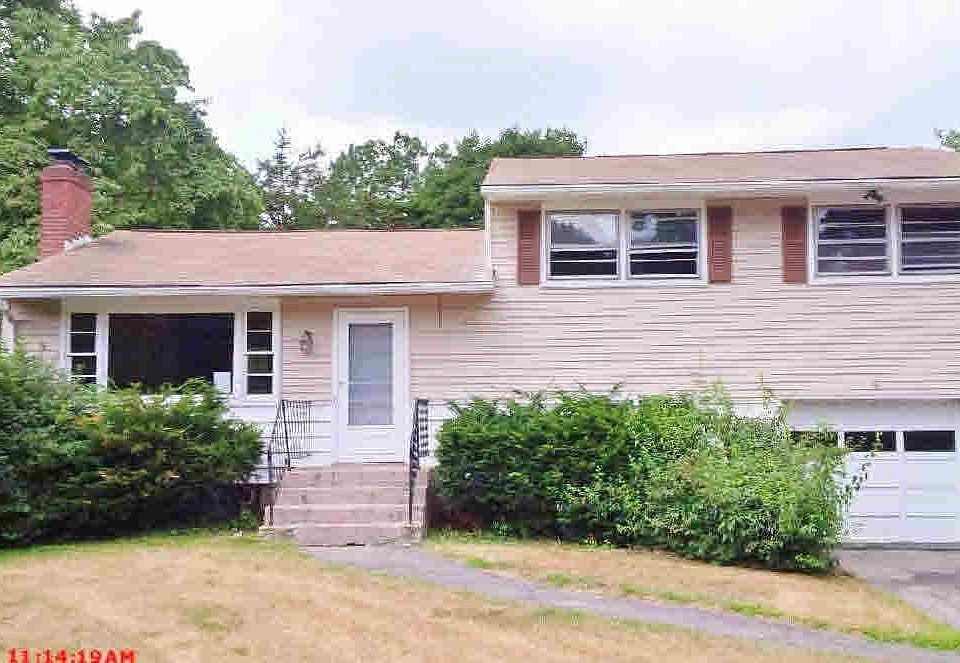 1st image of 25 Circle Dr