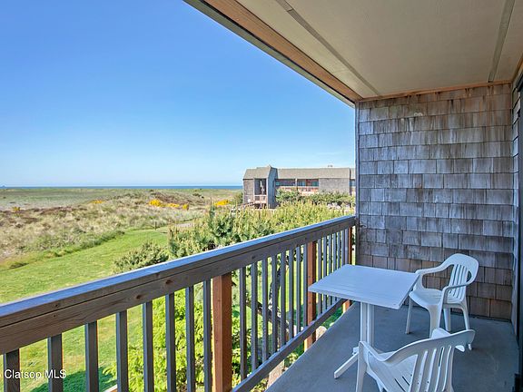4th image of 856 Windwa Rd #329