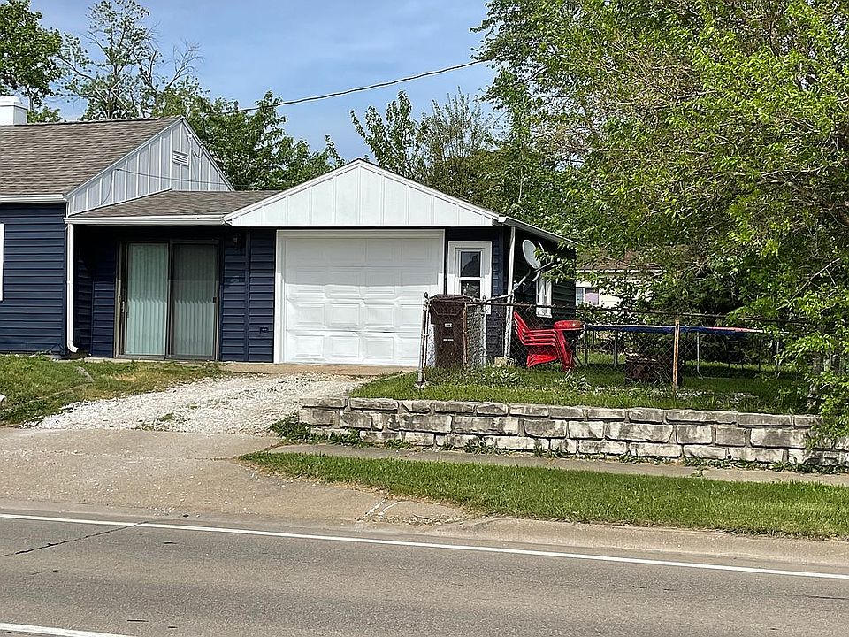 2nd image of 4612 N Sheridan Rd