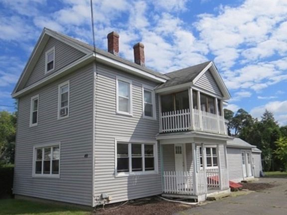 2nd image of 40 Fort St