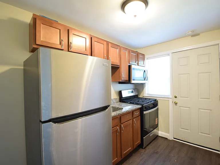 724 S Woodington Rd — Photo 4