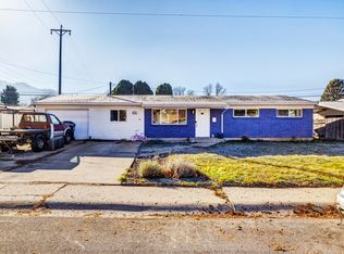 998 E 40th St N, Springville, UT 84663