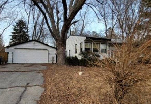 2nd image of 4826 Shirley Ave
