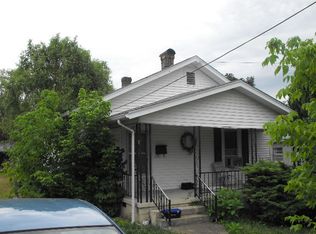 1939 S Stewart Ave, Covington, VA 24426