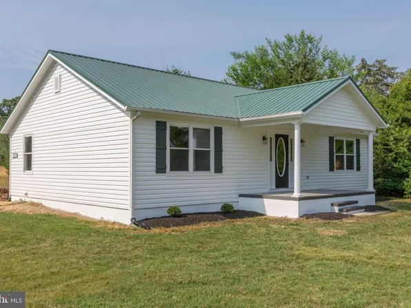 1200 S Glebe Rd, Montross, VA 22520