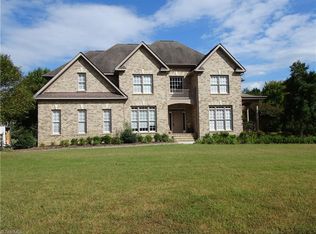 4401 Old Well Pl, Greensboro, NC 27406
