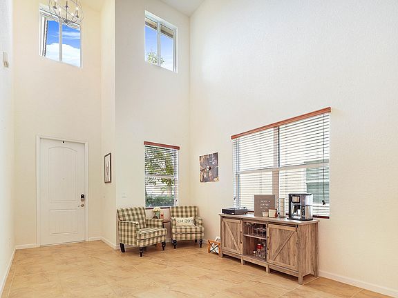 4th image of 4809 Foxtail Palm Court