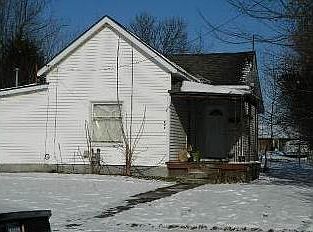3rd image of 918 Park St