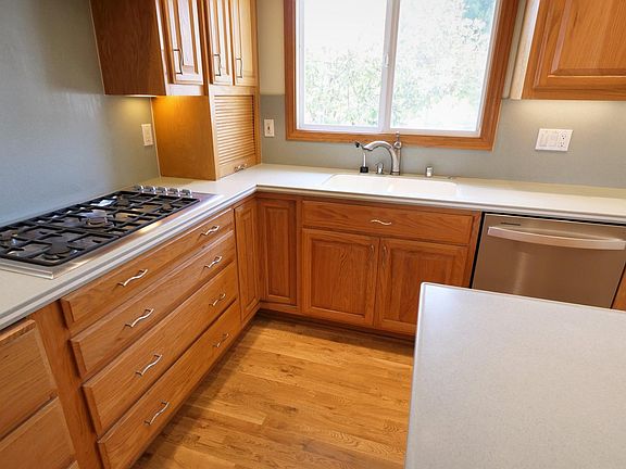 4th image of 2371 W 229th St