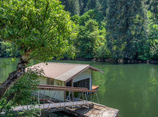 246 E Bain Dr, Tidewater, OR 97390