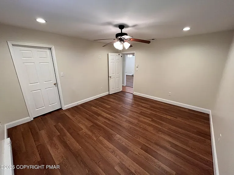 31 Hemlock Dr — Photo 15