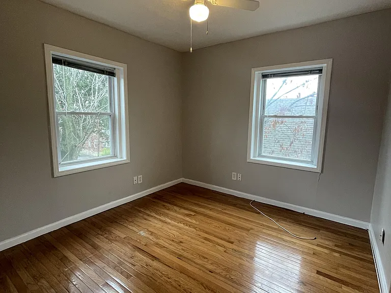 3401 Central St #302 — Photo 10