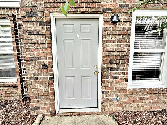 2nd image of 2824 Wimberly Dr SW