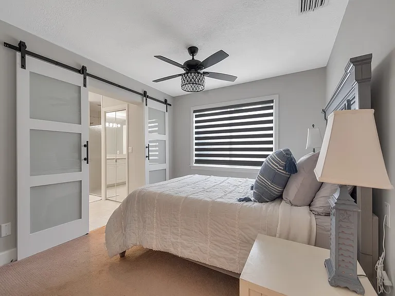 1914 Robalo Dr — Photo 13