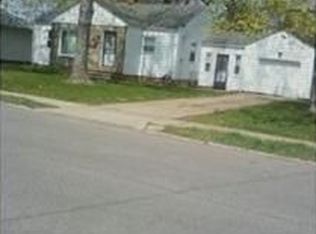 19815 Kings Hwy, Warrensville Heights, OH