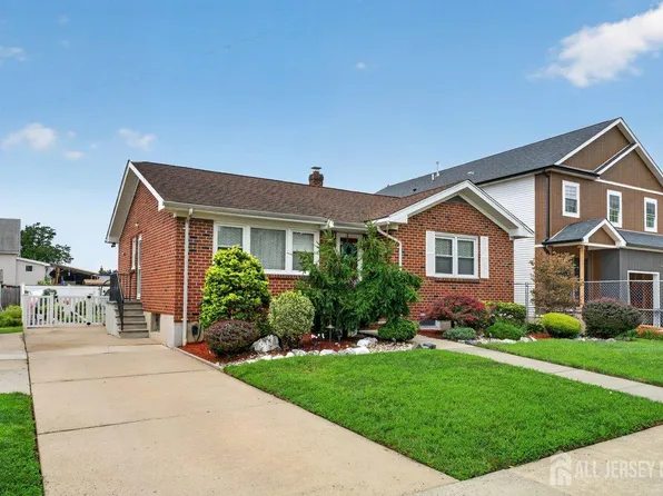 45 Hagaman St, Port Reading, NJ 07064