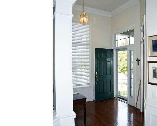 3rd image of 514 Wisteria Dr