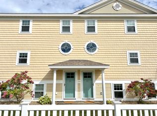 296 Ocean Blvd #B, Seabrook, NH 03874