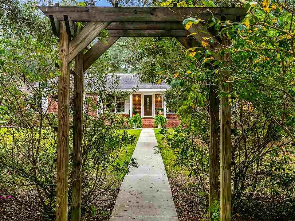 1st image of 6593 Yellow Hill Dr