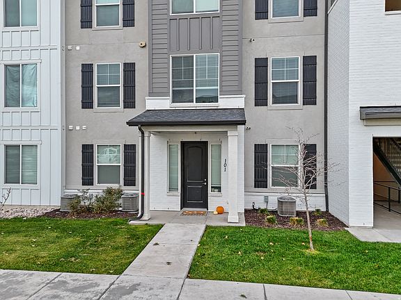 3rd image of 3722 W 1440 N #101
