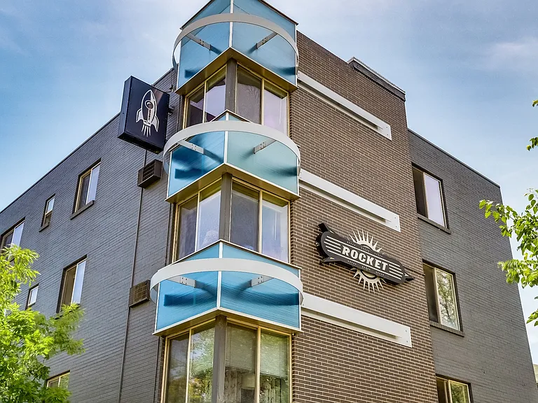 Rocket Apartments — Photo 8