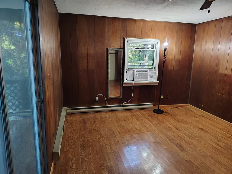 2076 Ulster Ave #5 — Photo 20