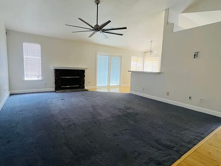 836 Marsh Creek Dr — Photo 16
