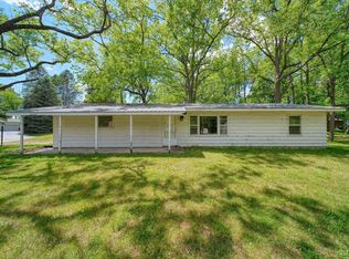 3940 Round Lake Hwy, Manitou Beach, MI 49253