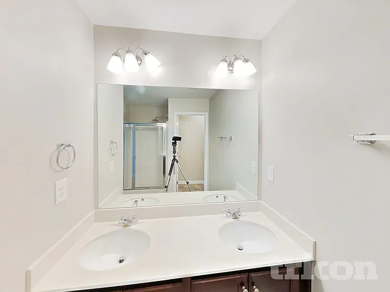 147 Southwind Ln — Photo 9