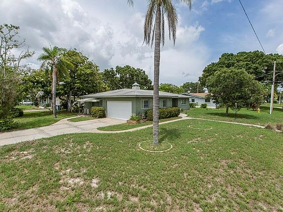 2nd image of 2070 Magnolia Dr