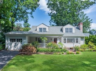 459 Wastena Ter, Ridgewood Village, NJ 07450